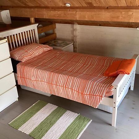 The Cabin, Кипарисия Екстериор снимка
