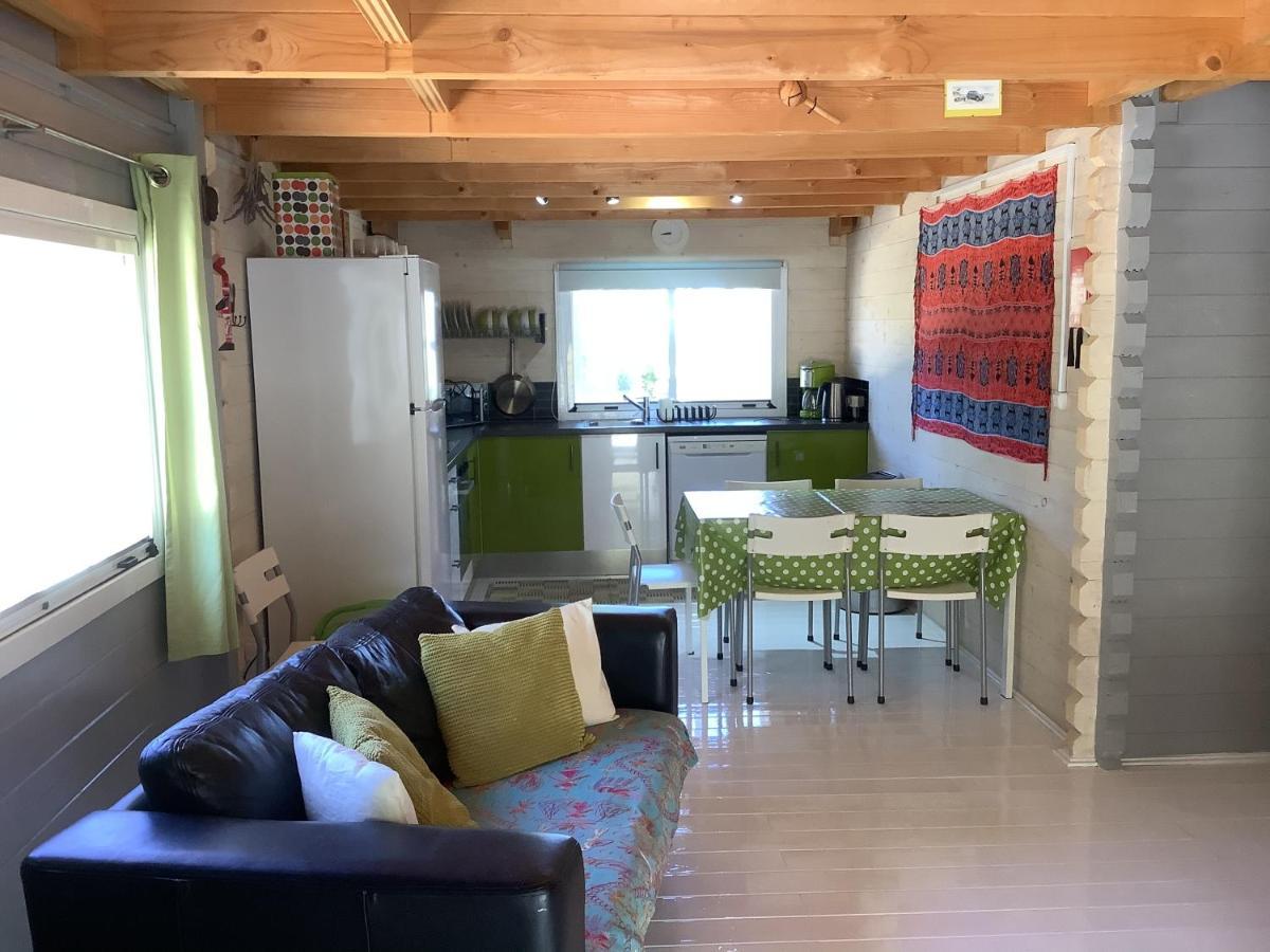 The Cabin, Кипарисия Екстериор снимка