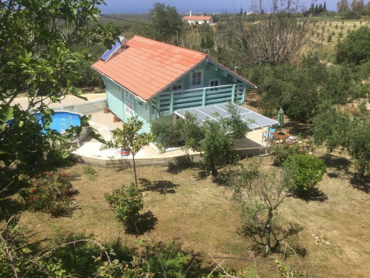 The Cabin, Кипарисия Екстериор снимка